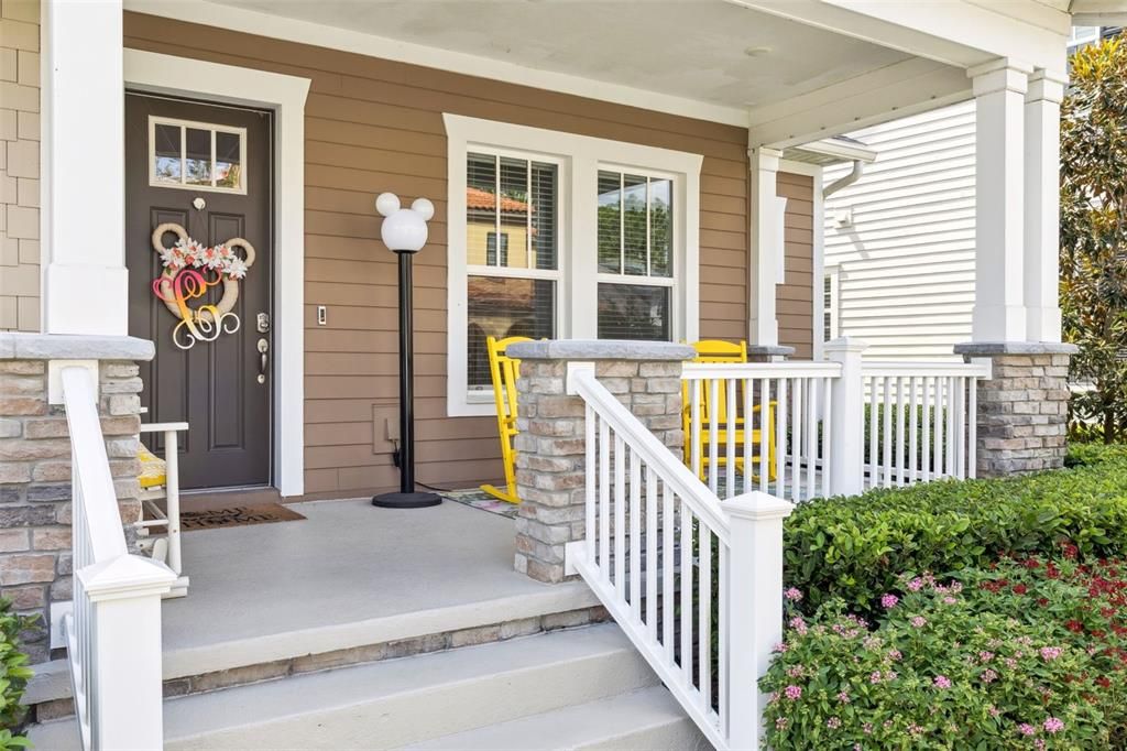 合同活跃: $1,129,000 (5 贝兹, 3 浴室, 3122 平方英尺)