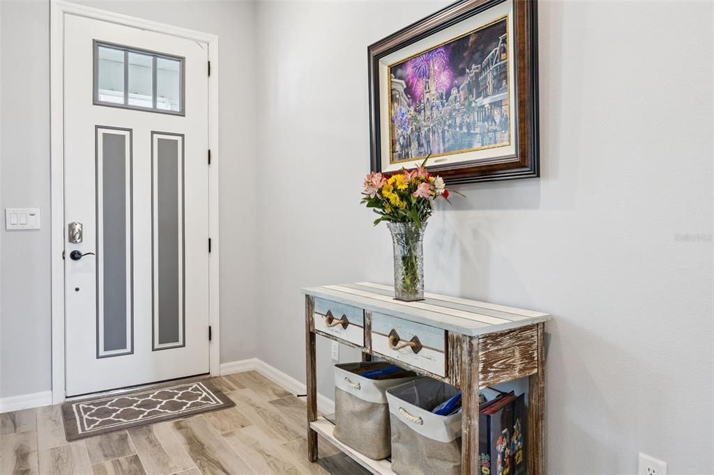 合同活跃: $1,129,000 (5 贝兹, 3 浴室, 3122 平方英尺)