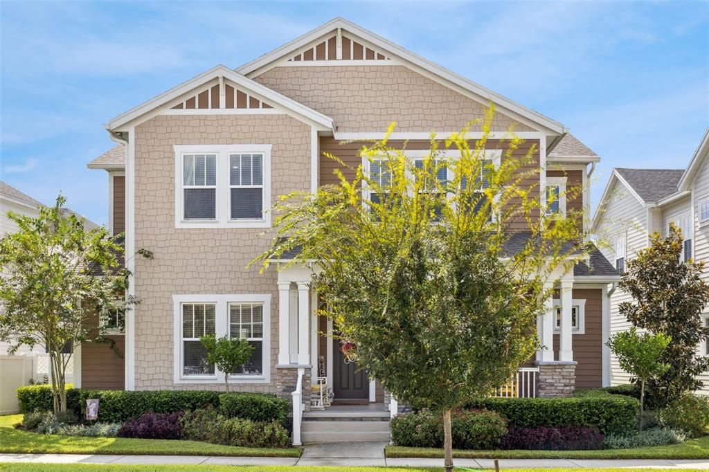 合同活跃: $1,129,000 (5 贝兹, 3 浴室, 3122 平方英尺)