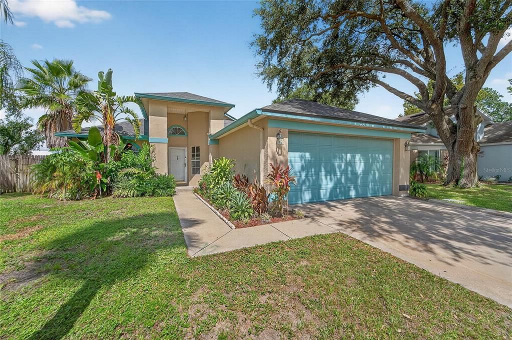 Active With Contract: $385,000 (3 beds, 2 baths, 1344 Square Feet)