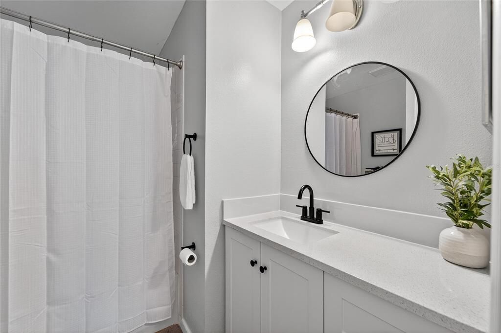 Active With Contract: $385,000 (3 beds, 2 baths, 1344 Square Feet)