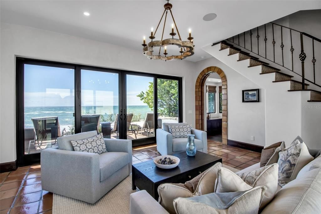 En Venta: $7,100,000 (4 camas, 5 baños, 4096 Pies cuadrados)