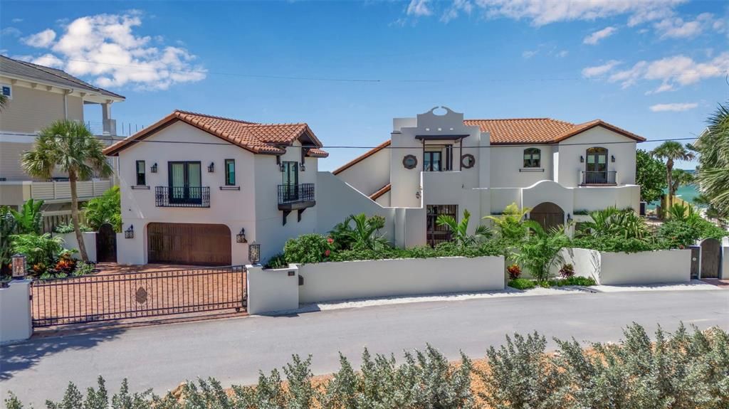 En Venta: $7,100,000 (4 camas, 5 baños, 4096 Pies cuadrados)