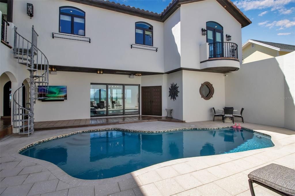 En Venta: $7,100,000 (4 camas, 5 baños, 4096 Pies cuadrados)