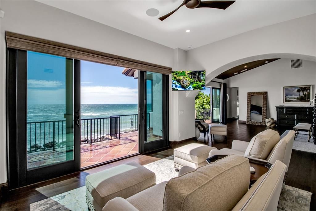 En Venta: $7,100,000 (4 camas, 5 baños, 4096 Pies cuadrados)