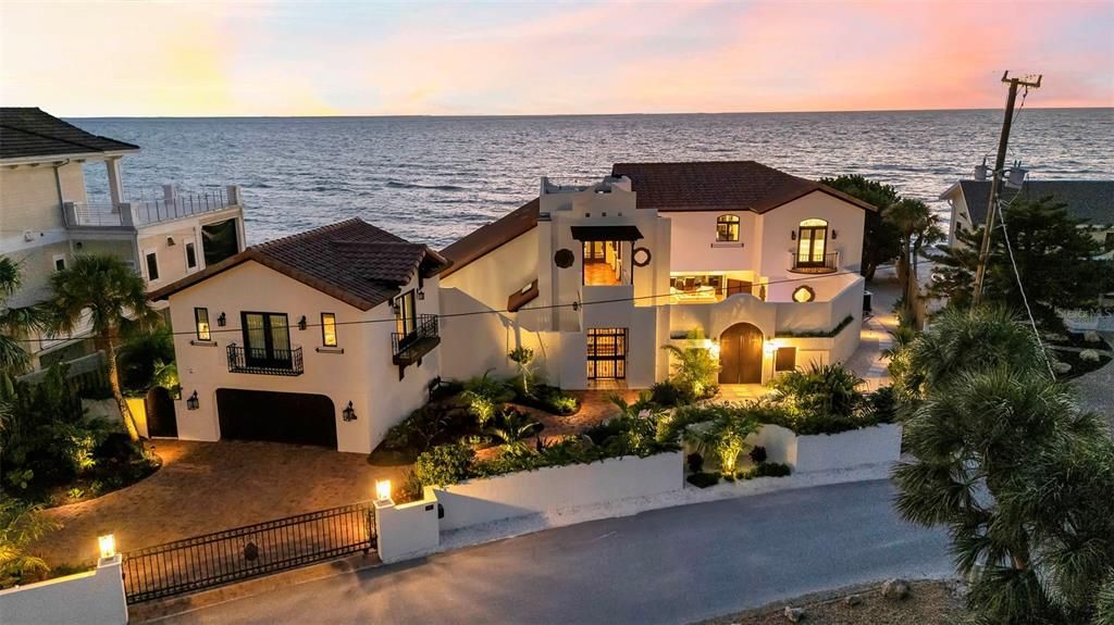 En Venta: $7,100,000 (4 camas, 5 baños, 4096 Pies cuadrados)