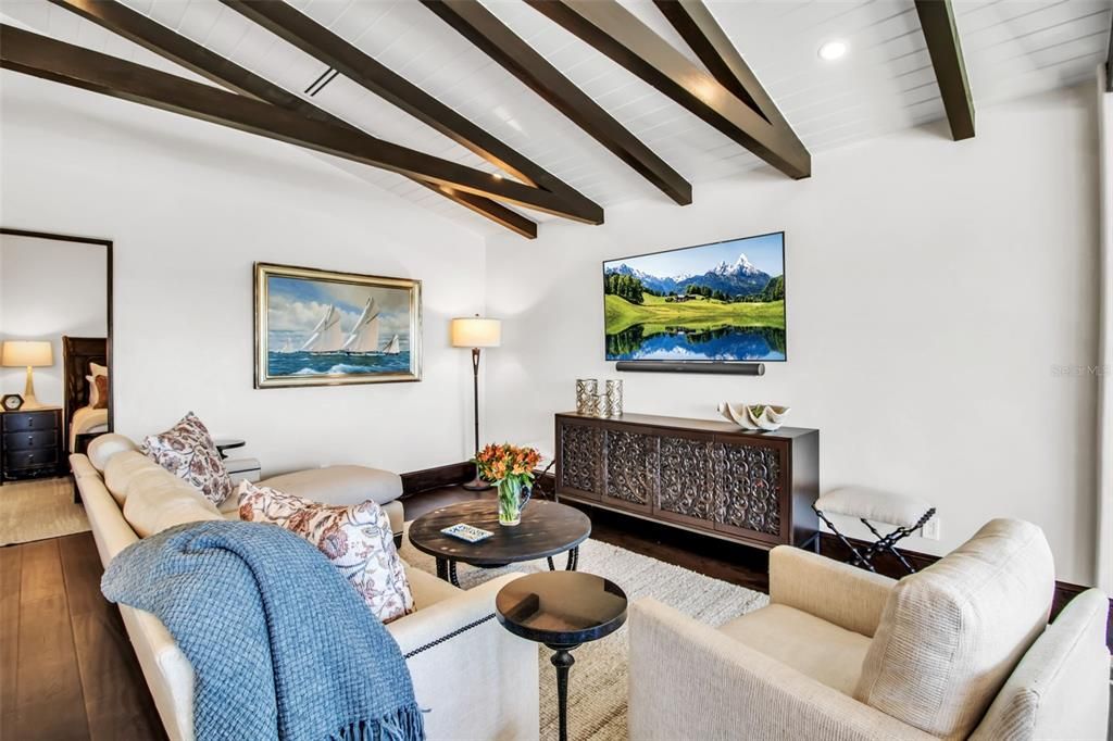 En Venta: $7,100,000 (4 camas, 5 baños, 4096 Pies cuadrados)