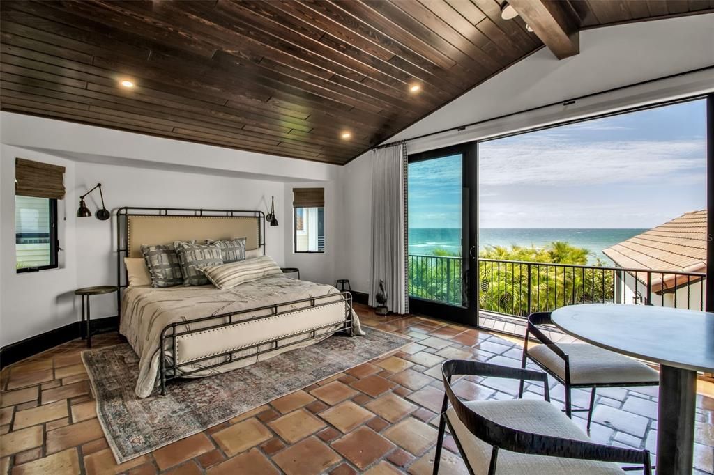 En Venta: $7,100,000 (4 camas, 5 baños, 4096 Pies cuadrados)