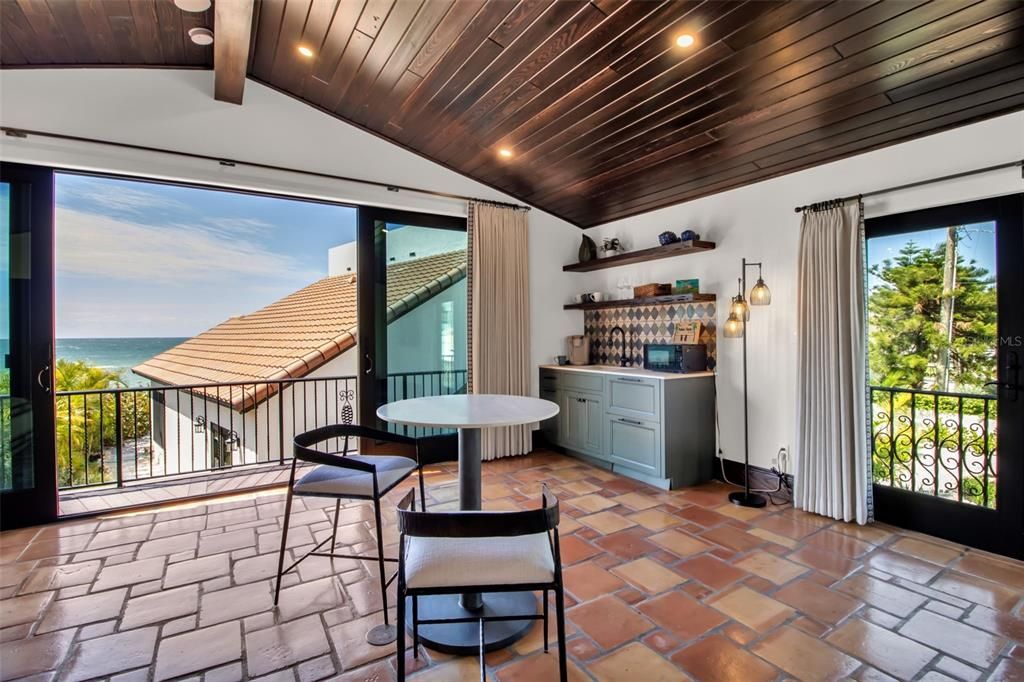 En Venta: $7,100,000 (4 camas, 5 baños, 4096 Pies cuadrados)