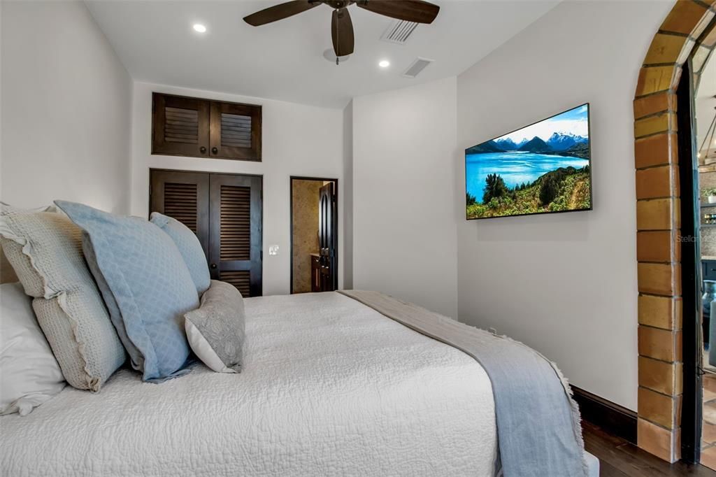 En Venta: $7,100,000 (4 camas, 5 baños, 4096 Pies cuadrados)