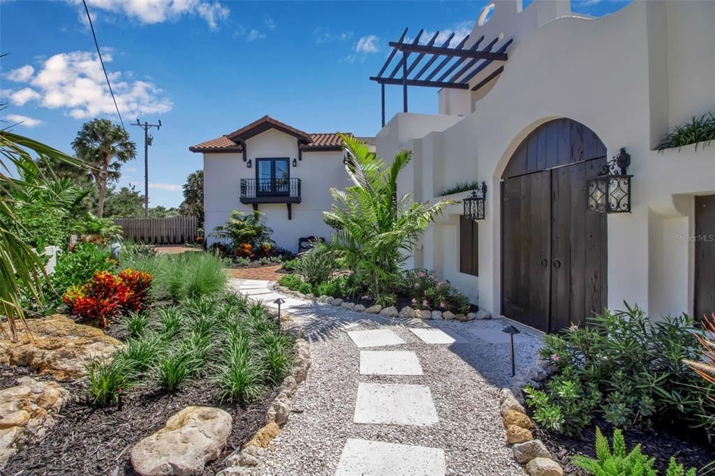 En Venta: $7,100,000 (4 camas, 5 baños, 4096 Pies cuadrados)