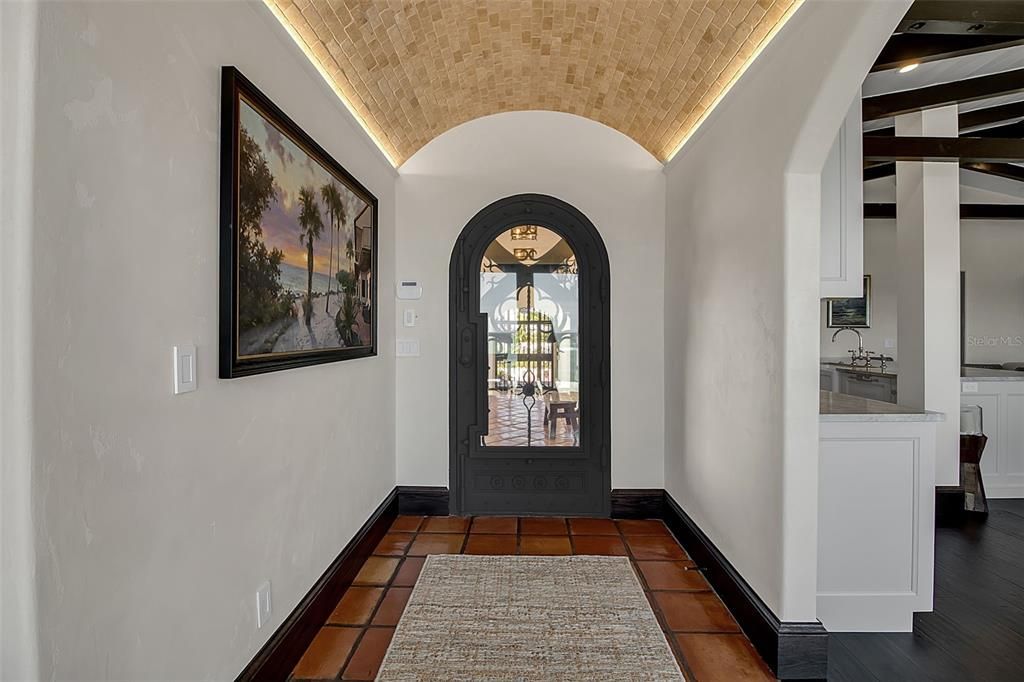 En Venta: $7,100,000 (4 camas, 5 baños, 4096 Pies cuadrados)