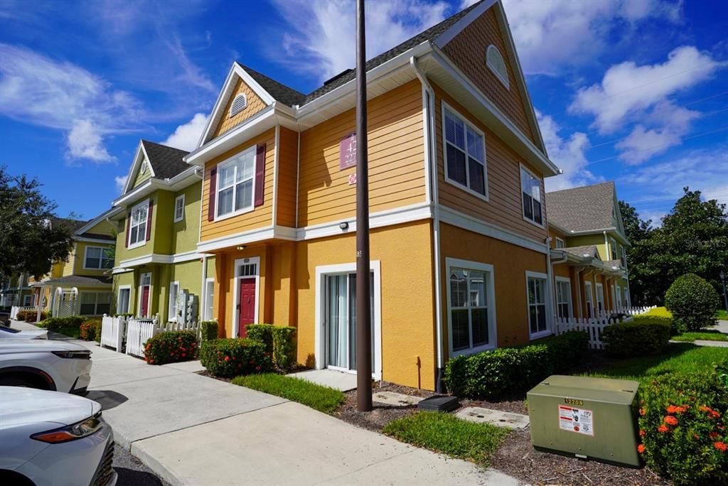 На продажу: $245,000 (4 спален, 3 ванн, 1470 Квадратных фут)