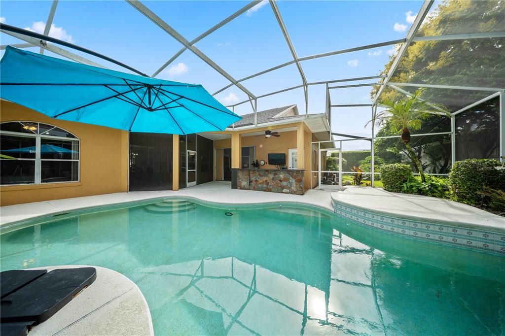 Active With Contract: $650,000 (5 beds, 3 baths, 2863 Square Feet)