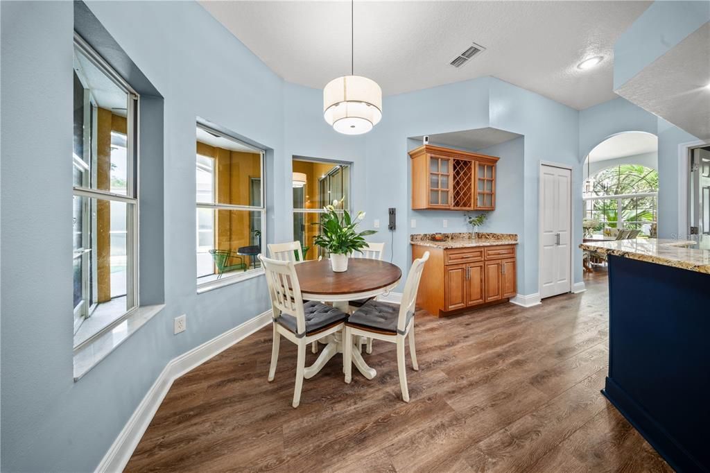 Active With Contract: $650,000 (5 beds, 3 baths, 2863 Square Feet)