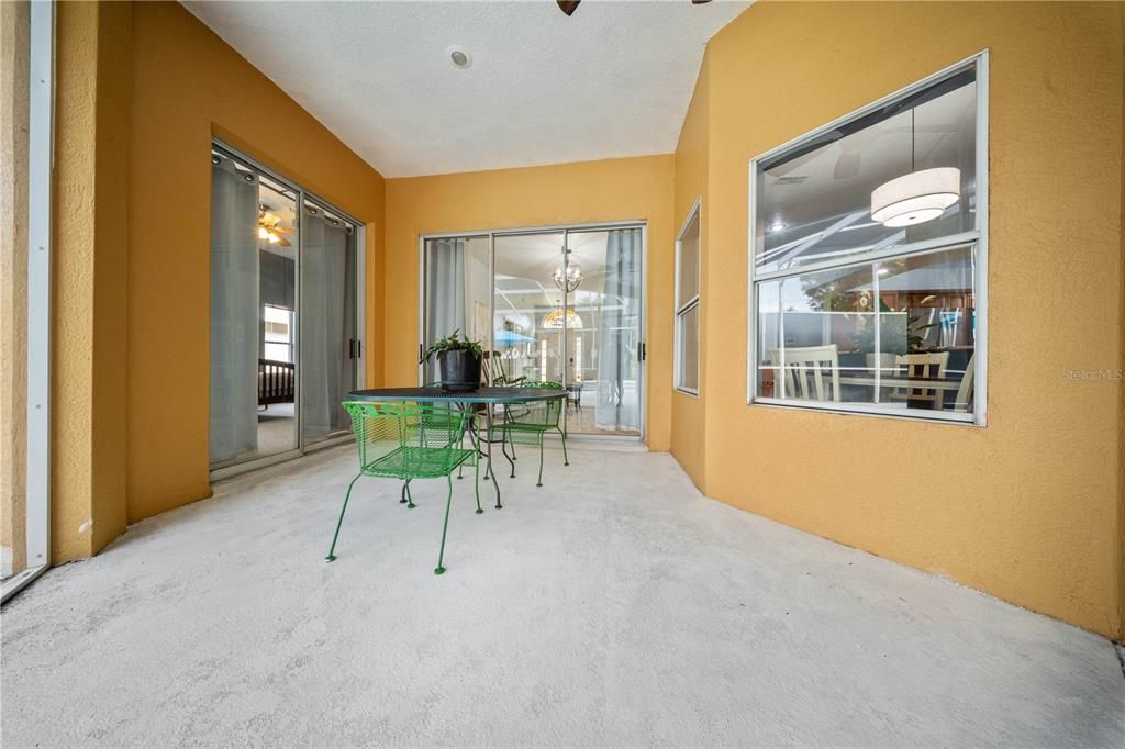 Active With Contract: $650,000 (5 beds, 3 baths, 2863 Square Feet)