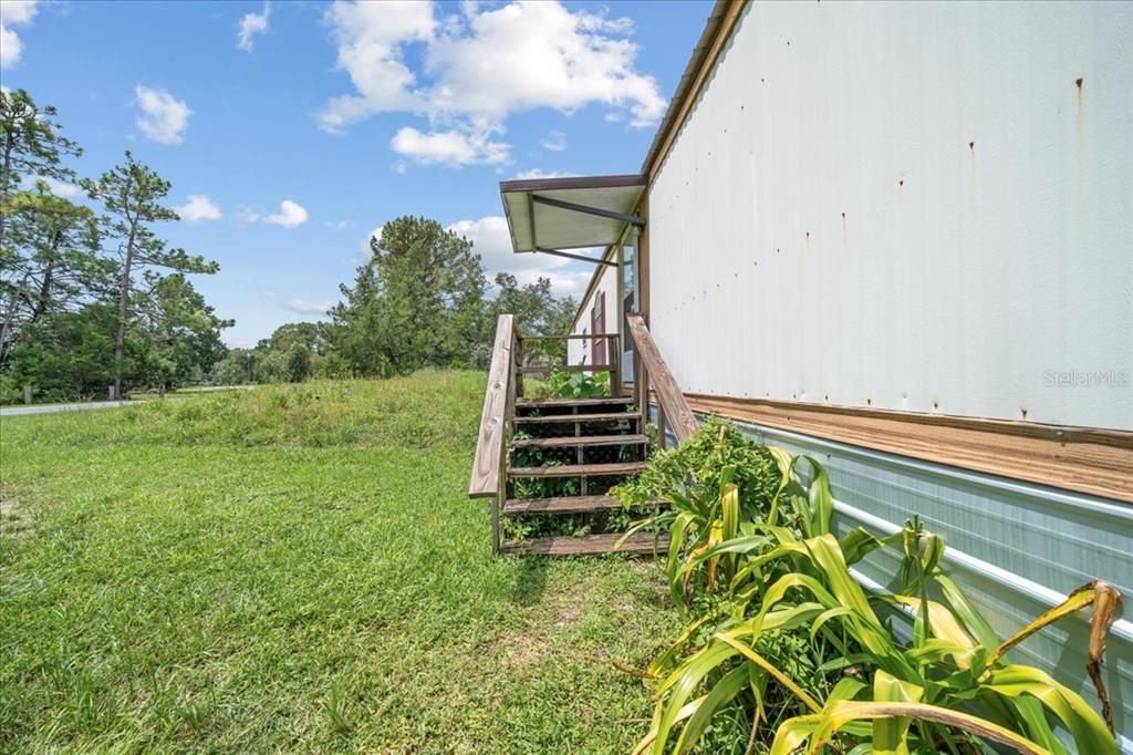 На продажу: $124,900 (2 спален, 2 ванн, 924 Квадратных фут)