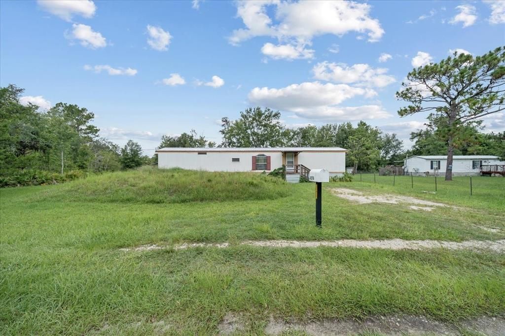 На продажу: $124,900 (2 спален, 2 ванн, 924 Квадратных фут)