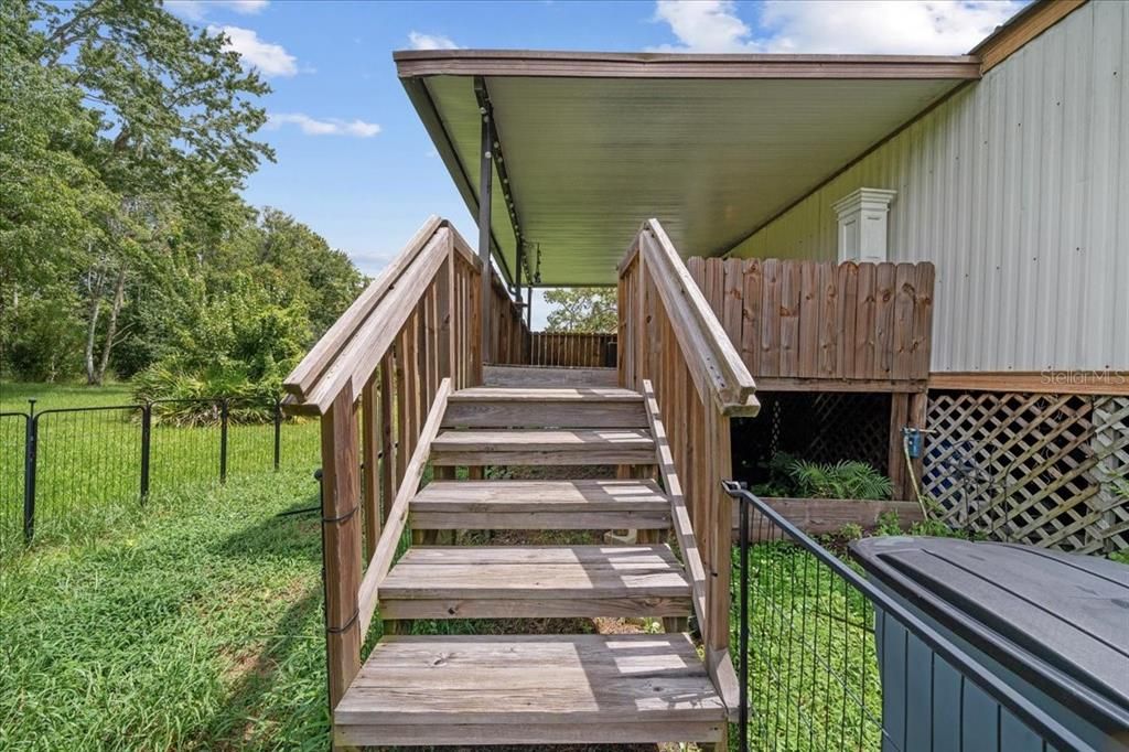 На продажу: $124,900 (2 спален, 2 ванн, 924 Квадратных фут)