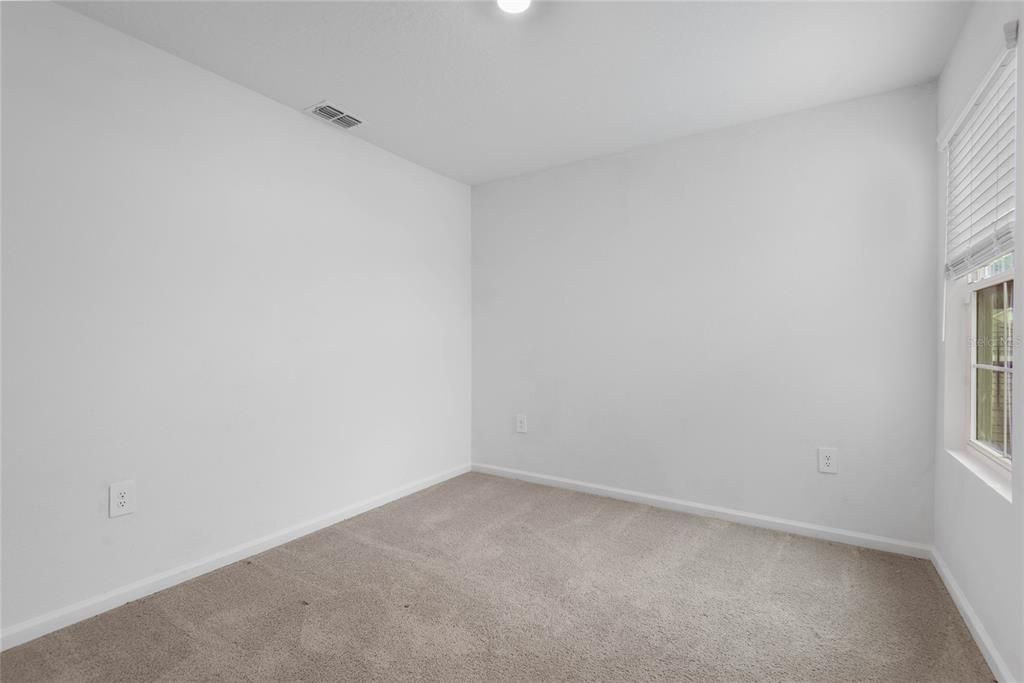 For Sale: $255,900 (3 beds, 2 baths, 1722 Square Feet)