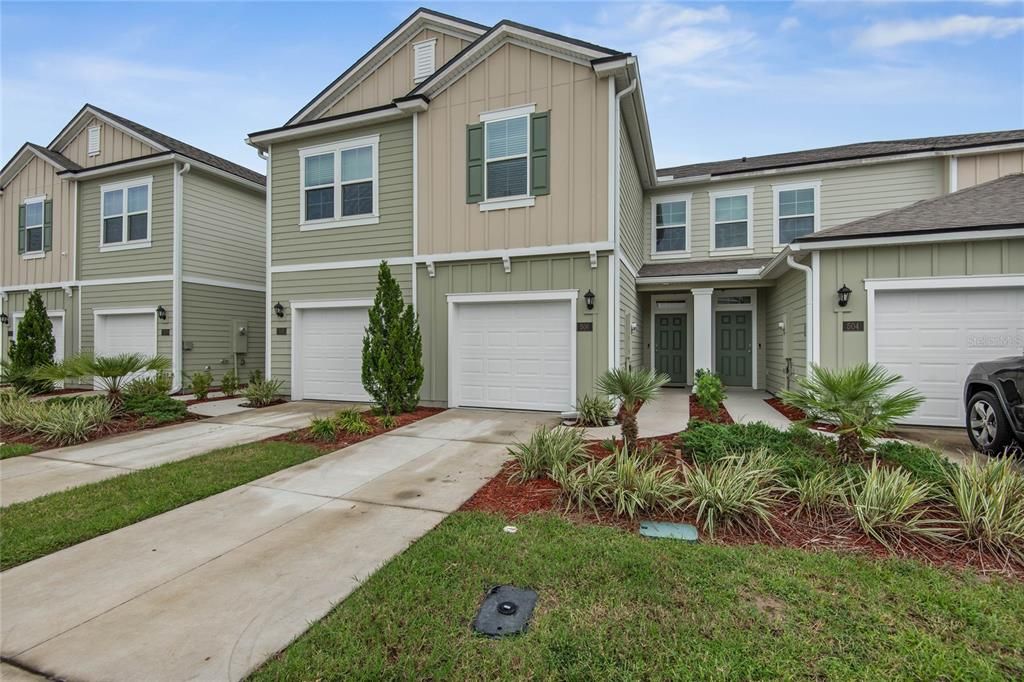 For Sale: $255,900 (3 beds, 2 baths, 1722 Square Feet)