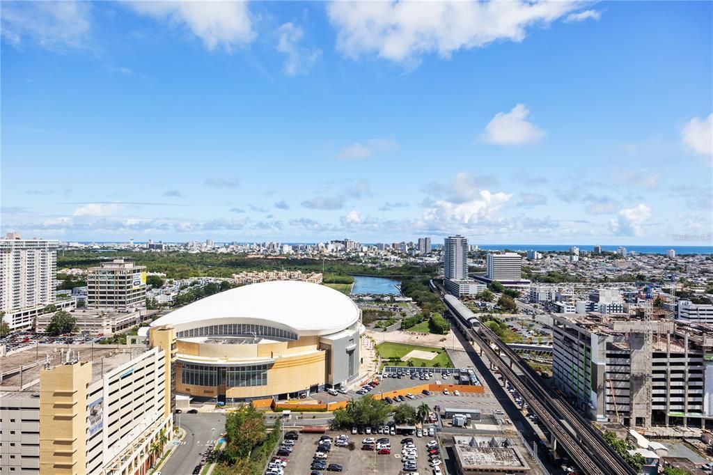 En Renta: $11,500 (3 camas, 3 baños, 4915 Pies cuadrados)