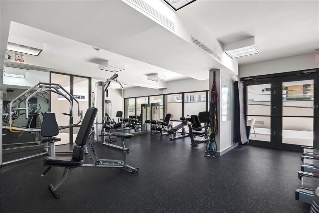 En Renta: $11,500 (3 camas, 3 baños, 4915 Pies cuadrados)