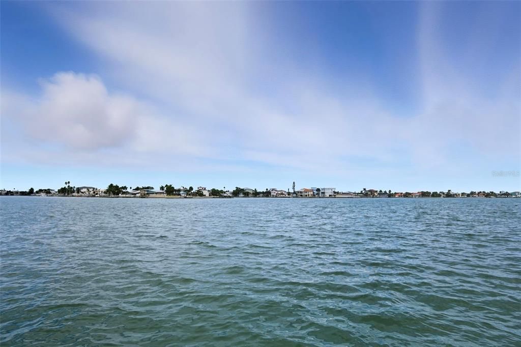 Active With Contract: $339,000 (1 beds, 1 baths, 513 Square Feet)