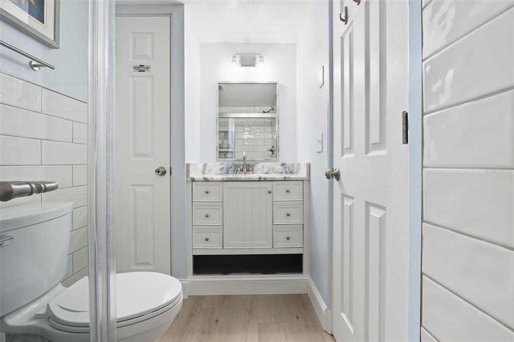 Active With Contract: $339,000 (1 beds, 1 baths, 513 Square Feet)