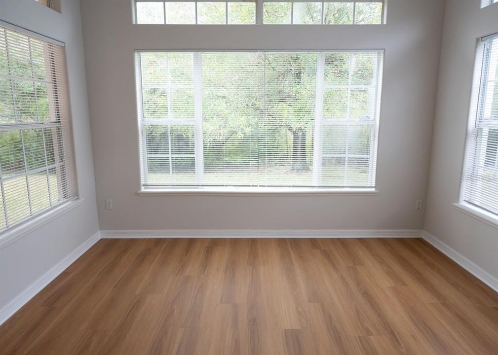 For Sale: $590,000 (4 beds, 3 baths, 2944 Square Feet)