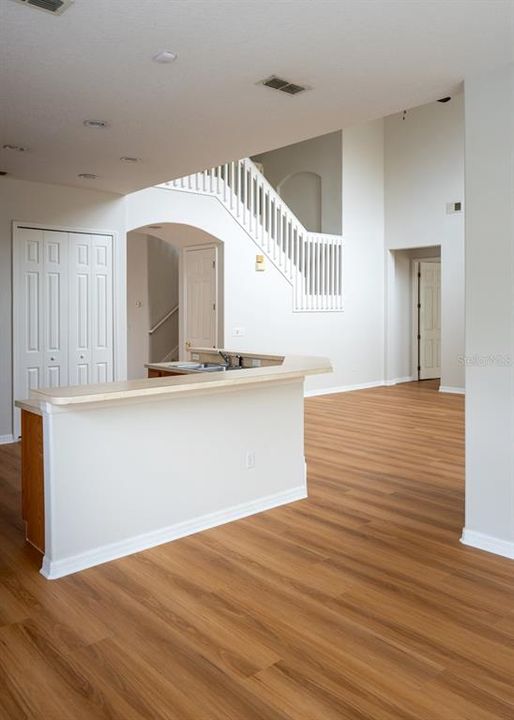 For Sale: $590,000 (4 beds, 3 baths, 2944 Square Feet)