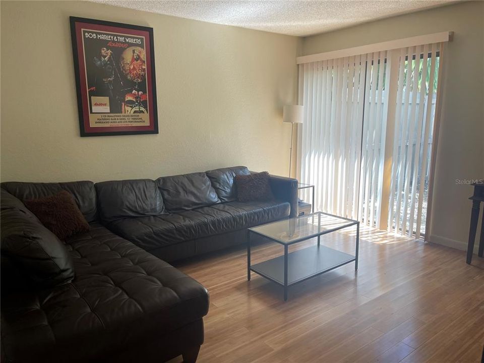 En Venta: $179,900 (2 camas, 1 baños, 1085 Pies cuadrados)