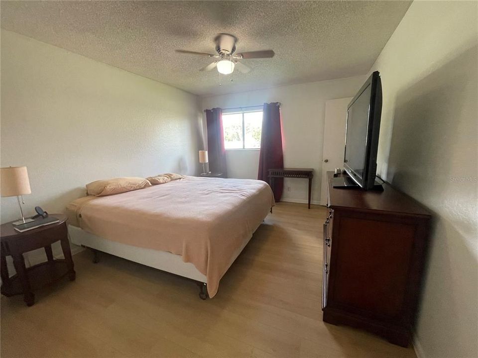 En Venta: $179,900 (2 camas, 1 baños, 1085 Pies cuadrados)