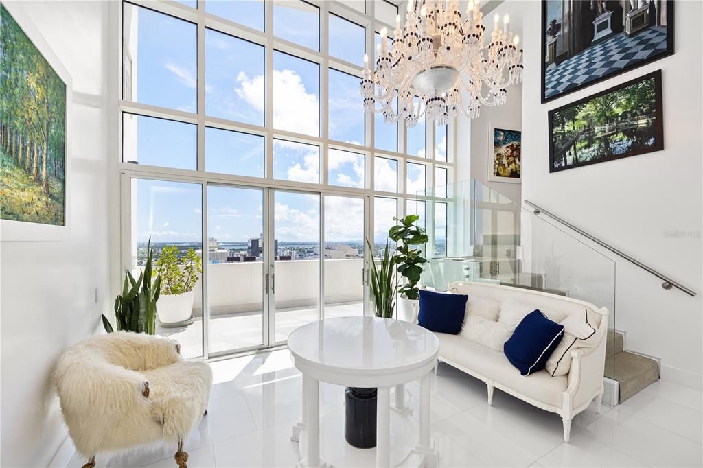 For Sale: $2,295,000 (3 beds, 3 baths, 4915 Square Feet)