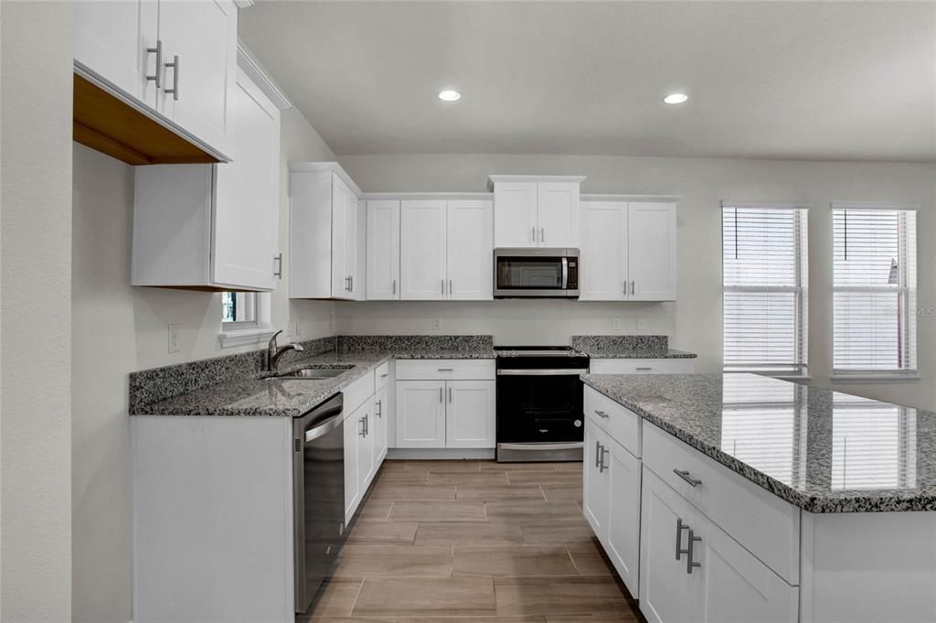 Active With Contract: $568,950 (3 beds, 2 baths, 2027 Square Feet)