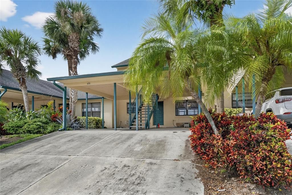 待售: $275,000 (1 贝兹, 1 浴室, 675 平方英尺)