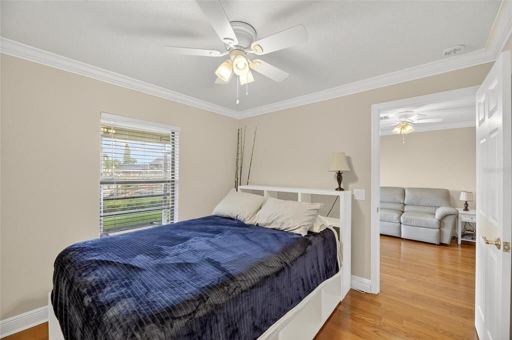 待售: $275,000 (1 贝兹, 1 浴室, 675 平方英尺)