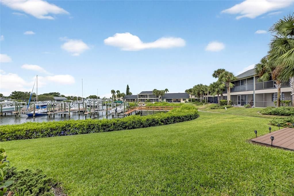 待售: $275,000 (1 贝兹, 1 浴室, 675 平方英尺)