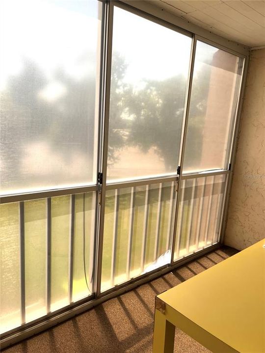 Active With Contract: $100,000 (2 beds, 2 baths, 902 Square Feet)