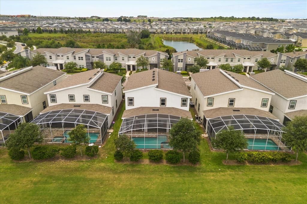 На продажу: $949,000 (9 спален, 5 ванн, 3909 Квадратных фут)