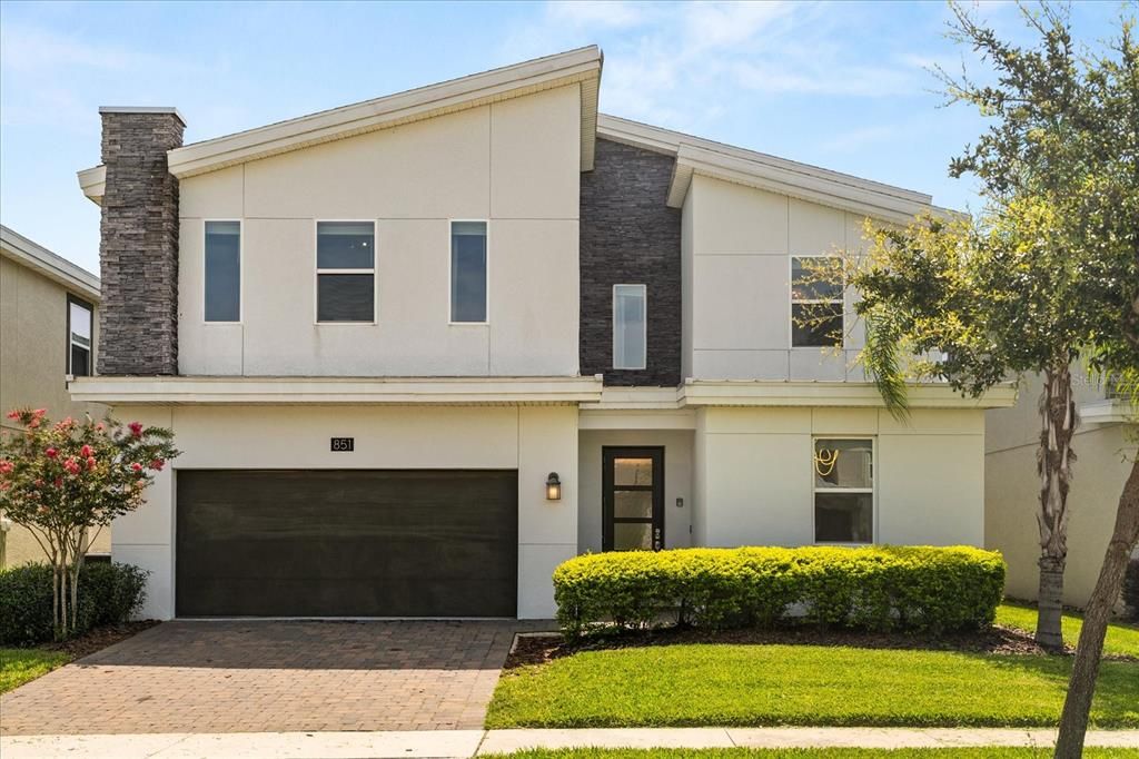 На продажу: $949,000 (9 спален, 5 ванн, 3909 Квадратных фут)