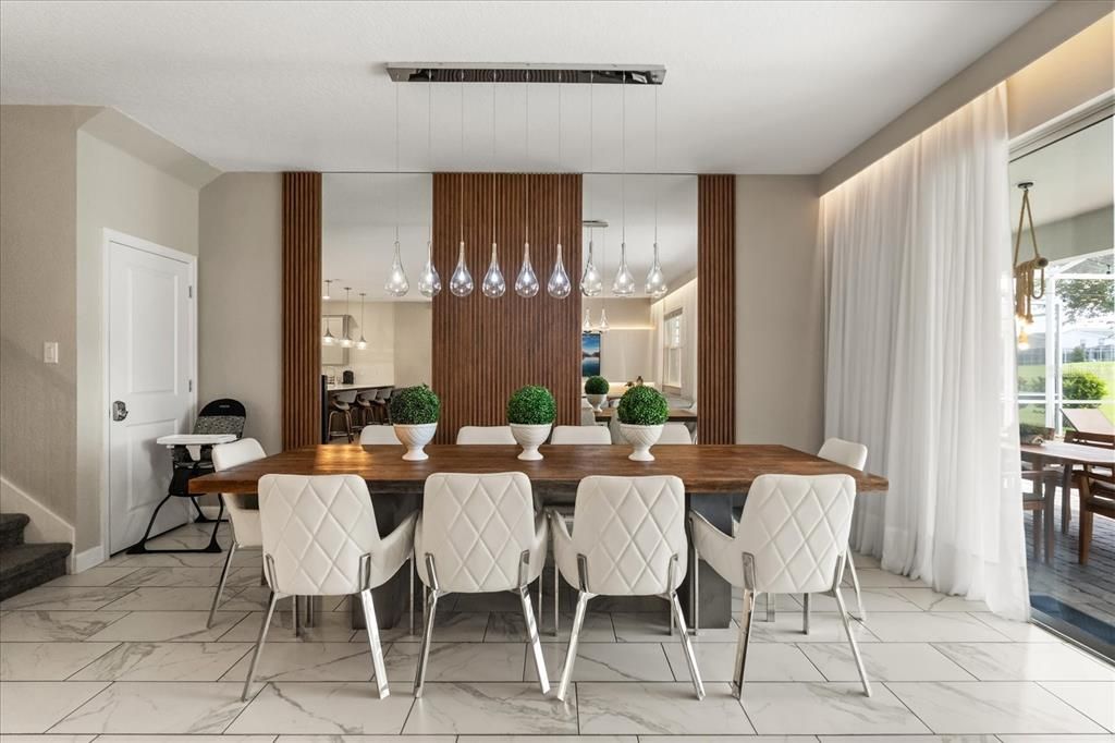 На продажу: $949,000 (9 спален, 5 ванн, 3909 Квадратных фут)