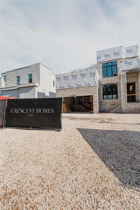 For Sale: $3,499,000 (5 beds, 4 baths, 4389 Square Feet)