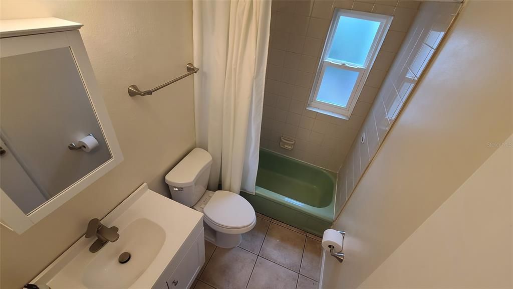 出租: $1,495 (2 贝兹, 1 浴室, 520 平方英尺)