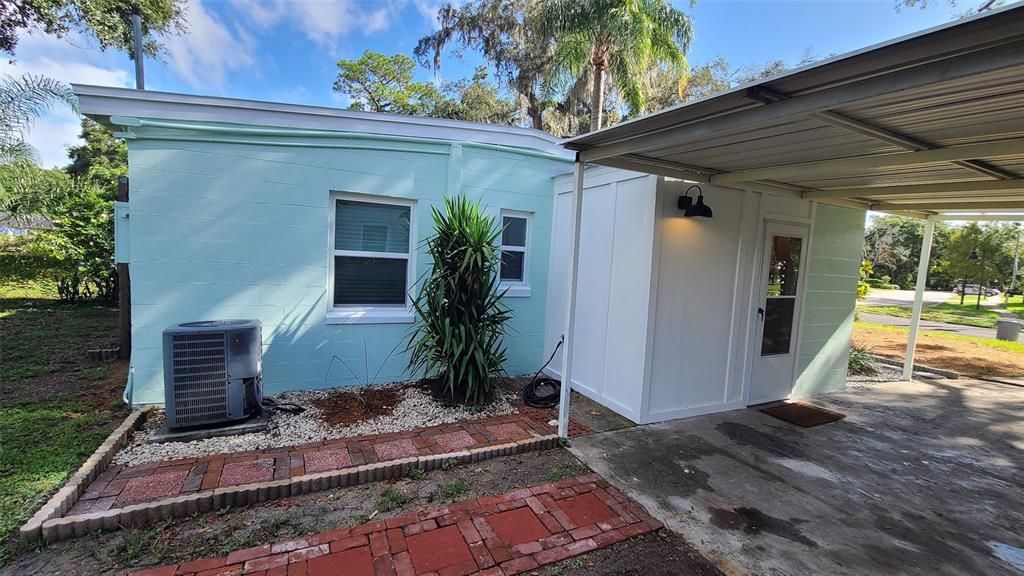 出租: $1,495 (2 贝兹, 1 浴室, 520 平方英尺)