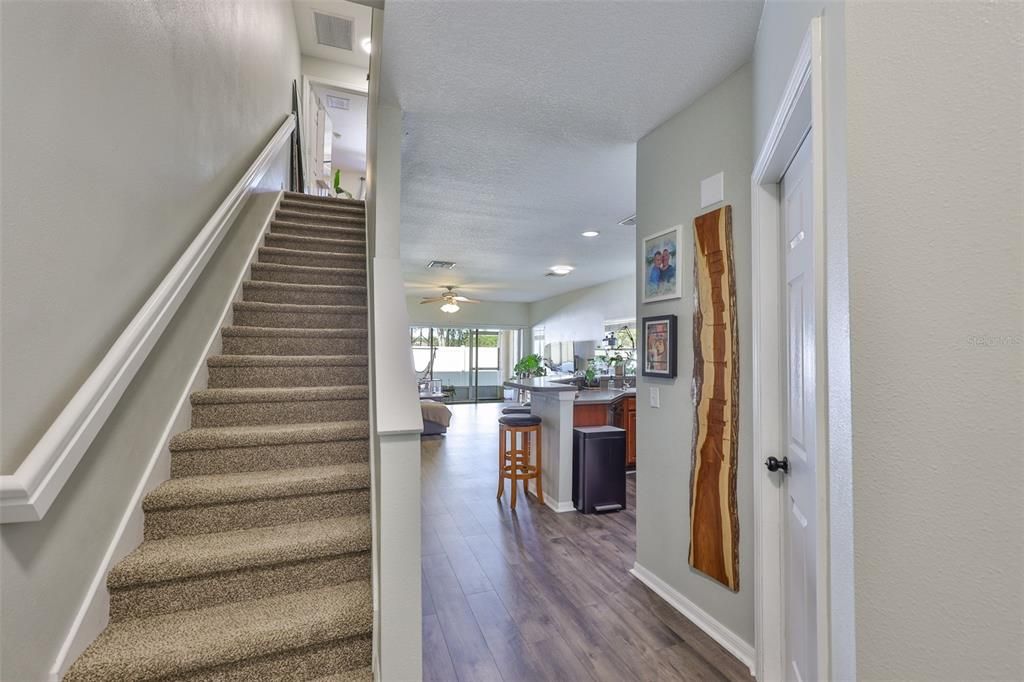 En Venta: $295,000 (3 camas, 2 baños, 1410 Pies cuadrados)