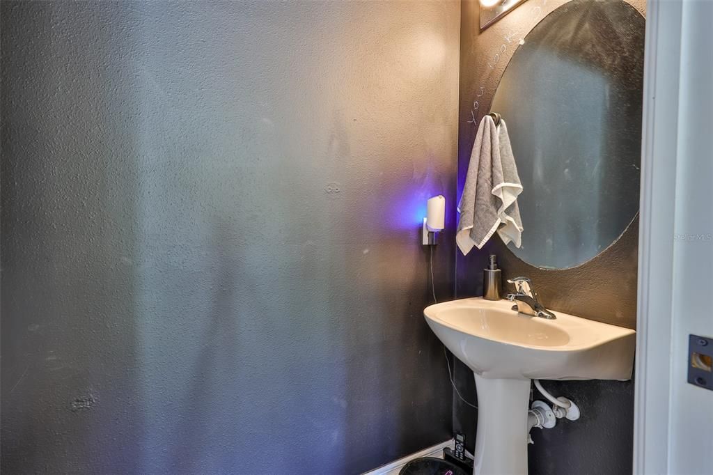 En Venta: $295,000 (3 camas, 2 baños, 1410 Pies cuadrados)