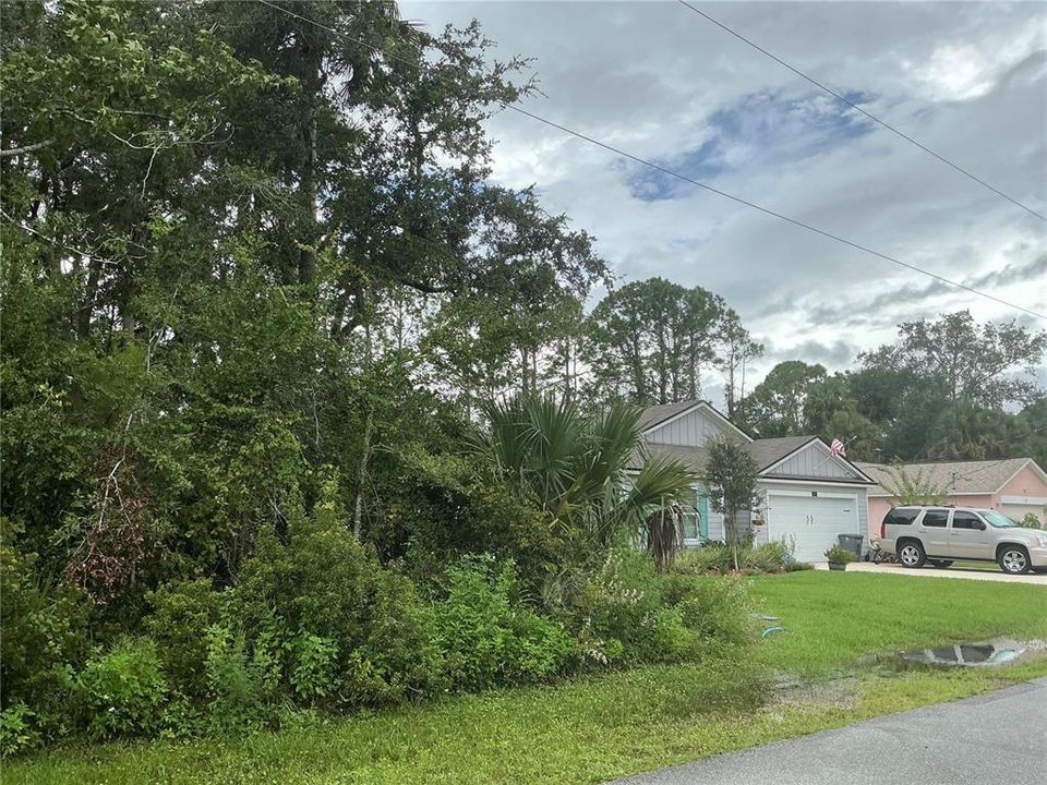 En Venta: $68,000 (0.25 acres)