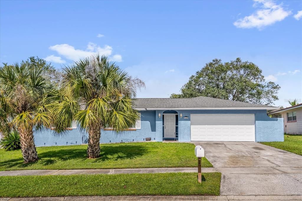 Recently Sold: $435,000 (3 beds, 2 baths, 1597 Square Feet)