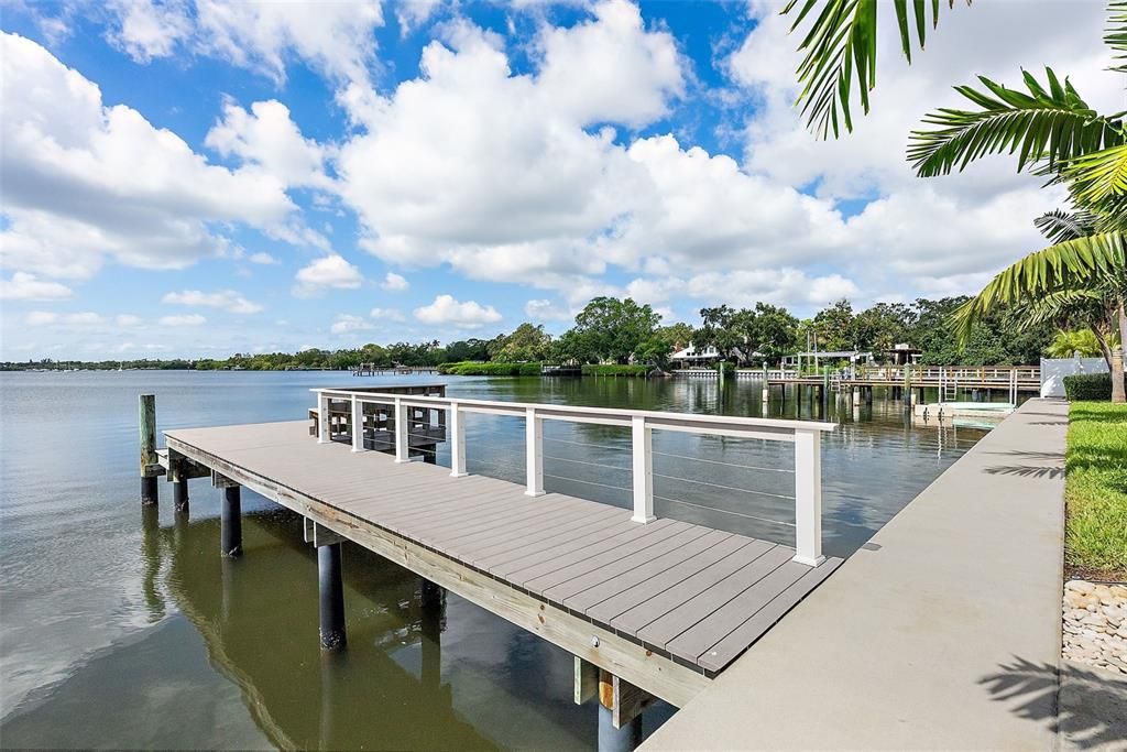 Activo con contrato: $2,800,000 (3 camas, 2 baños, 2824 Pies cuadrados)